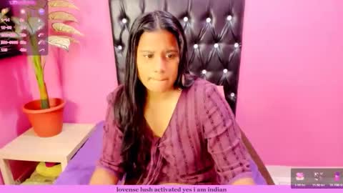 PARADISEQUEEN online show from April 27, 2026, 6:28 pm