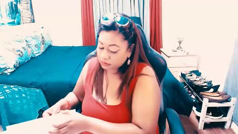 Snapshot of indianlust69 chatting on April 8, 2026, 12:32 am Amy online show from April 8, 2026, 12:32 am