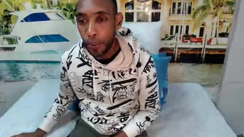Snapshot of indianmagicmike69 chatting on June 21, 2026, 8:22 pm indianmagicmike69 online show from June 21, 2026, 8:22 pm