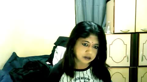 indianpleasures21 online show from May 14, 2026, 2:18 am