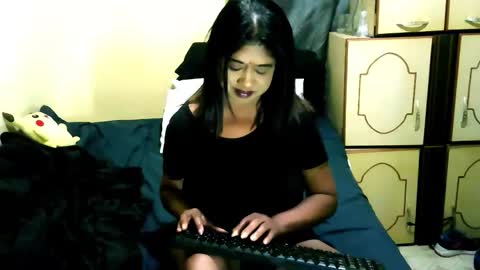 indianpleasures21 online show from May 16, 2026, 2:16 pm