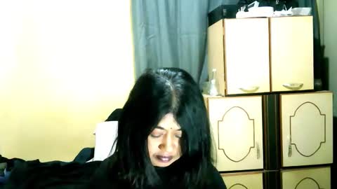 indianpleasures21 online show from May 25, 2026, 4:29 am