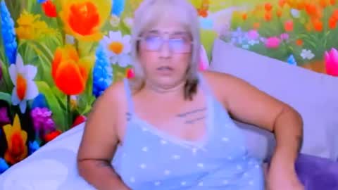Snapshot of indianroxy27 chatting on July 2, 2026, 3:23 am indianroxy27 online show from July 2, 2026, 3:23 am
