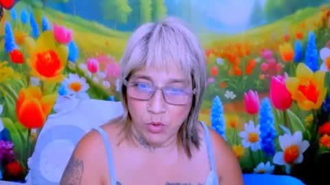 Snapshot of indianroxy27 chatting on July 16, 2026, 6:19 am indianroxy27 online show from July 16, 2026, 6:19 am