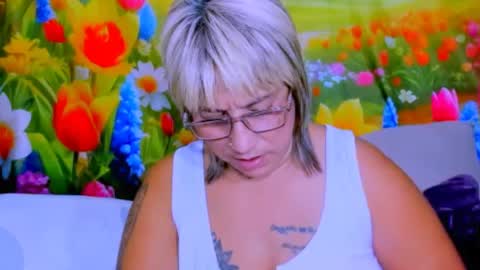 Snapshot of indianroxy27 chatting on July 25, 2026, 7:50 am indianroxy27 online show from July 25, 2026, 7:50 am