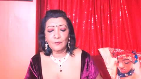 indiansarika65 online show from July 30, 2026, 5:23 pm