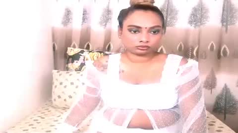 Snapshot of indiansecretlove20 chatting on January 20, 2025, 5:59 am goddess online show from January 20, 2025, 5:59 am