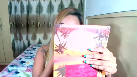 Snapshot of indiansecretlove20 chatting on February 10, 2025, 6:45 pm goddess online show from February 10, 2025, 6:45 pm