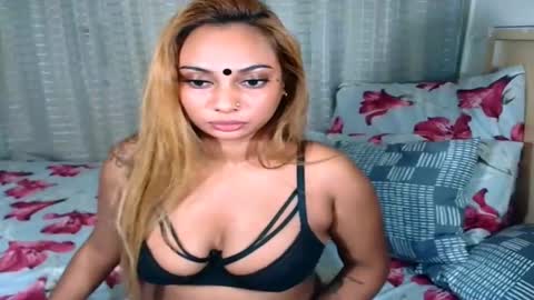 Snapshot of indiansecretlove20 chatting on September 14, 2025, 2:00 am goddess online show from September 14, 2025, 2:00 am