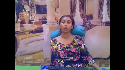 indiansexybutt4u2luv online show from February 1, 2026, 7:07 am