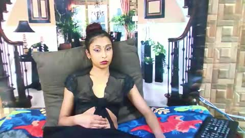 Snapshot of indiansexybutt4u2luv chatting on May 15, 2026, 7:04 am indiansexybutt4u2luv online show from May 15, 2026, 7:04 am