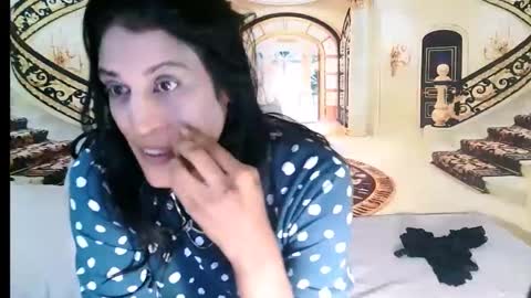 Azi online show from May 25, 2026, 5:57 am