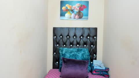 indianxprincess online show from July 8, 2026, 6:34 pm