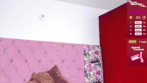 Snapshot of indira_collins chatting on July 28, 2026, 7:39 pm Indi online show from July 28, 2026, 7:39 pm