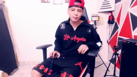 Snapshot of indomitablebeast chatting on December 16, 2025, 6:13 pm matias online show from December 16, 2025, 6:13 pm