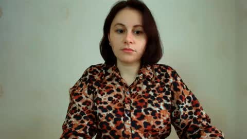 Inessa online show from April 17, 2026, 9:23 am