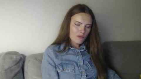 Snapshot of infinitiq45 chatting on September 25, 2025, 8:45 pm Sweet girl online show from September 25, 2025, 8:45 pm