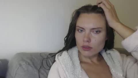 Snapshot of infinitiq45 chatting on October 5, 2025, 6:50 pm Sweet girl online show from October 5, 2025, 6:50 pm