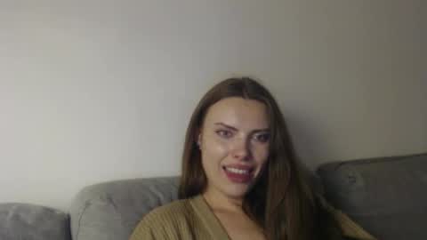 Snapshot of infinitiq45 chatting on November 10, 2025, 9:36 pm Sweet girl online show from November 10, 2025, 9:36 pm