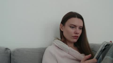 Snapshot of infinitiq45 chatting on January 13, 2026, 9:36 am Sweet girl online show from January 13, 2026, 9:36 am