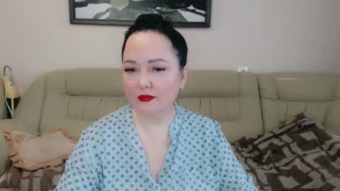 Snapshot of infinity_loveliness chatting on January 30, 2025, 10:08 am Infinity online show from January 30, 2025, 10:08 am