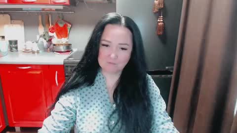 Snapshot of infinity_loveliness chatting on March 12, 2025, 7:46 am Infinity online show from March 12, 2025, 7:46 am