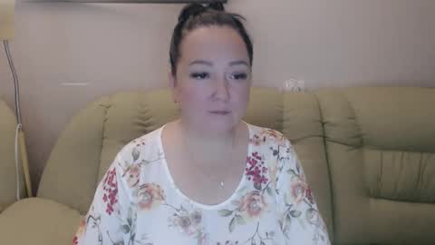 Snapshot of infinity_loveliness chatting on September 25, 2025, 4:05 am Infinity online show from September 25, 2025, 4:05 am