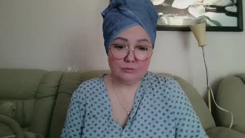 Snapshot of infinity_loveliness chatting on May 3, 2026, 7:47 am Infinity online show from May 3, 2026, 7:47 am