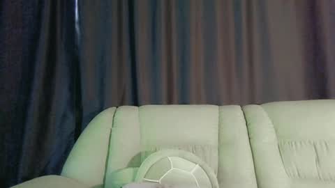Snapshot of infinity_loveliness chatting on May 15, 2026, 7:04 am Infinity online show from May 15, 2026, 7:04 am