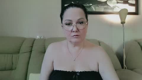 Snapshot of infinity_loveliness chatting on May 20, 2026, 5:57 am Infinity online show from May 20, 2026, 5:57 am