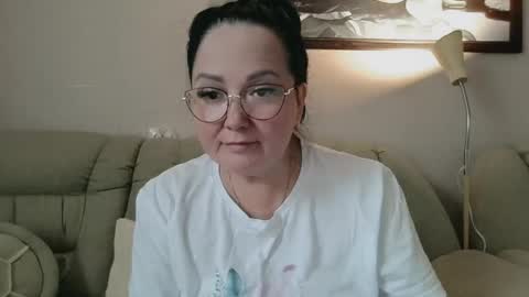 Snapshot of infinity_loveliness chatting on June 7, 2026, 5:22 am Infinity online show from June 7, 2026, 5:22 am