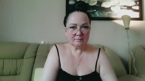 Snapshot of infinity_loveliness chatting on June 9, 2026, 5:52 am Infinity online show from June 9, 2026, 5:52 am