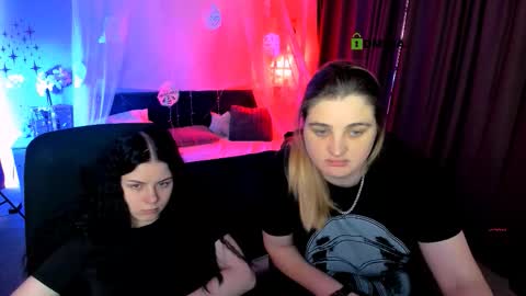 inga_gree online show from December 22, 2025, 8:33 am