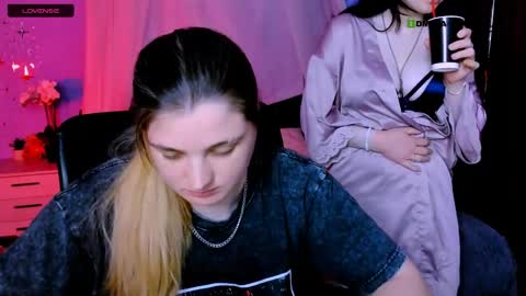 inga_gree online show from April 6, 2026, 7:04 pm