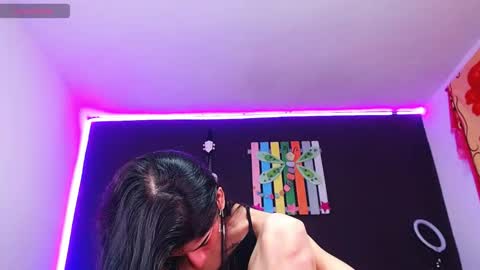 Ingrid Zese online show from October 18, 2025, 7:03 pm