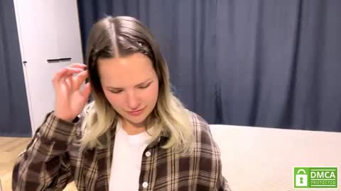 Kira online show from April 5, 2026, 6:05 pm