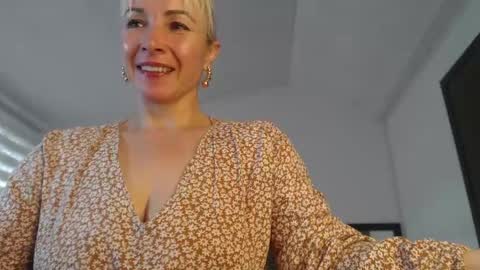 Snapshot of ingridbergman chatting on January 21, 2025, 12:50 pm online show from January 21, 2025, 12:50 pm