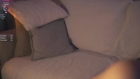 Snapshot of inkanuko chatting on February 21, 2025, 8:40 am Im Senise Welcome to my room My instagram online show from February 21, 2025, 8:40 am