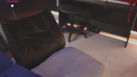 Snapshot of inkbodyy chatting on November 12, 2025, 8:19 pm Dayana online show from November 12, 2025, 8:19 pm