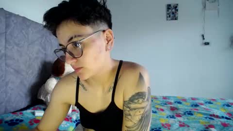 lyan onlyfans n linda online show from March 20, 2026, 6:35 pm
