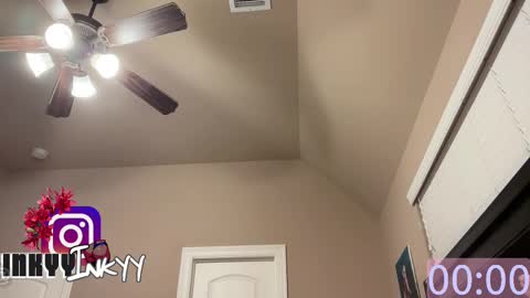 Snapshot of inkyyinkyy chatting on September 29, 2025, 1:55 am inkyyinkyy online show from September 29, 2025, 1:55 am