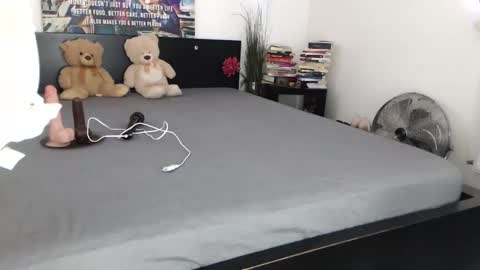 Snapshot of inna_sense chatting on February 24, 2025, 7:33 am inna_sense online show from February 24, 2025, 7:33 am