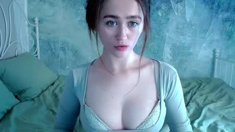 Snapshot of innnita chatting on May 13, 2026, 10:34 am Lina online show from May 13, 2026, 10:34 am