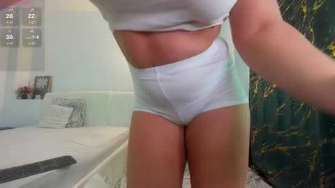 Snapshot of innocent_angell chatting on June 5, 2026, 6:52 am Eva online show from June 5, 2026, 6:52 am