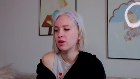 Kate online show from February 22, 2026, 3:51 am