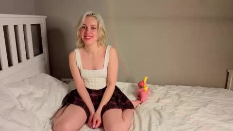 Kate online show from March 15, 2026, 5:52 pm