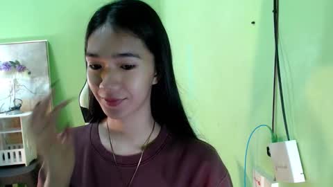 Reign online show from November 30, 2025, 7:40 pm