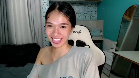 Snapshot of innocent_reign69 chatting on June 9, 2026, 8:09 pm Reign online show from June 9, 2026, 8:09 pm
