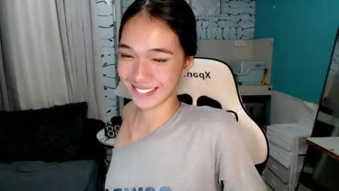 Snapshot of innocent_reign69 chatting on June 22, 2026, 1:29 am Reign online show from June 22, 2026, 1:29 am