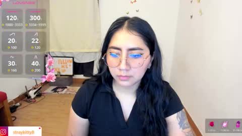 Snapshot of innocentchurchgirlll chatting on March 16, 2026, 11:31 pm Luna online show from March 16, 2026, 11:31 pm